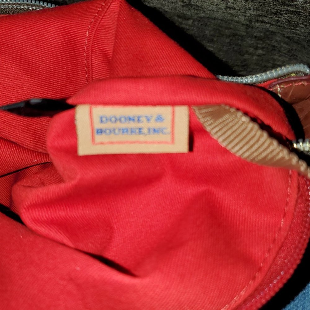 EUC Dooney&Bourke Red Red Nylon Hobo Shoulder bag - Picture 11 of 12